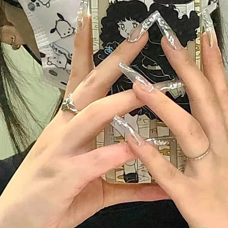 H113 METAL GIRL HANDMADE NAIL