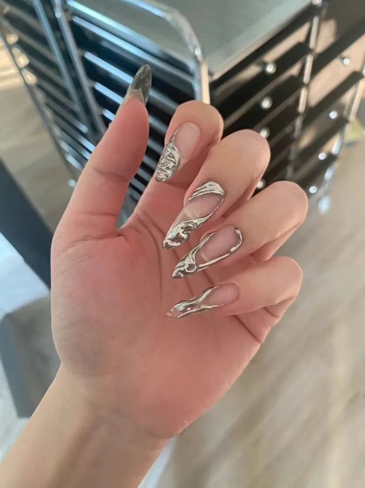 H113 METAL GIRL HANDMADE NAIL