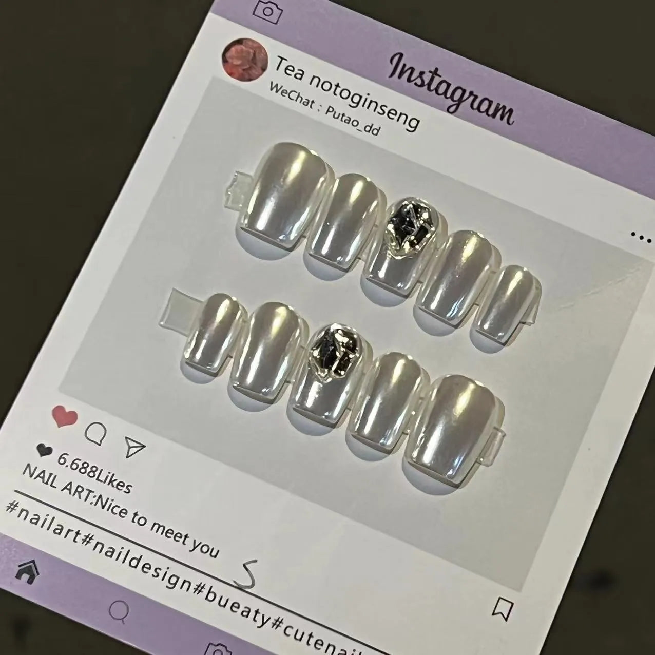 H117 HAILEY BIEBER WITH AURORA WHITE SQUARE HANDMADE NAIL