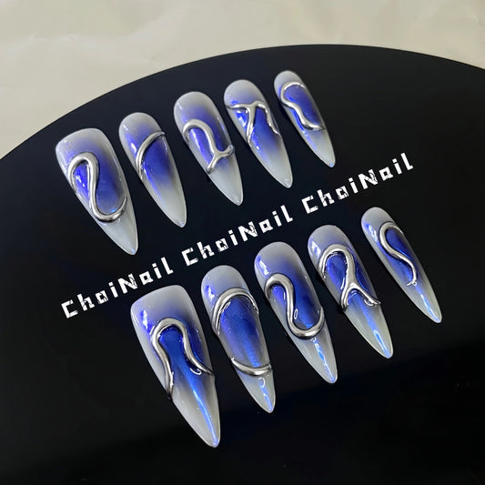 H205 LIQUID MACHINERY FUTURE DARK BLUE HANDMADE NAIL