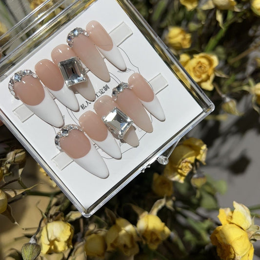 H176  FULL DIAMOND PEARL NUDE HANDMADE NAIL