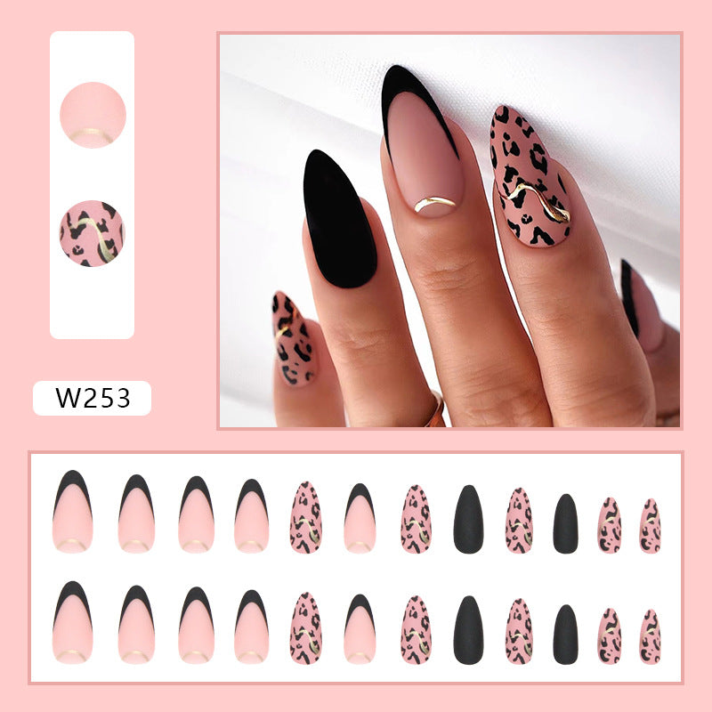S22 GOLD FOIL LEOPARD SHORT NAIL