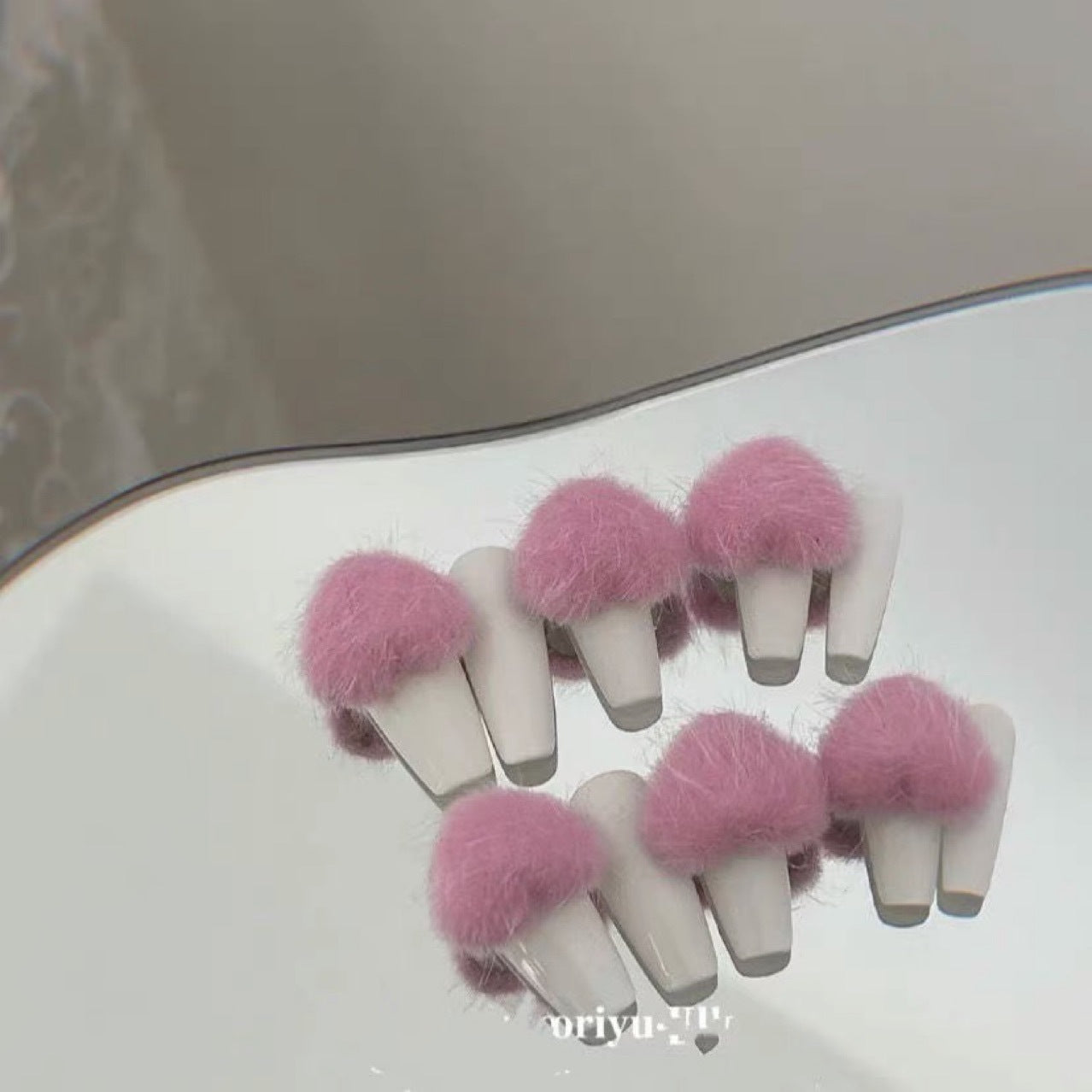 H215 3D PINK PLUSH HEART HANDMADE NAIL