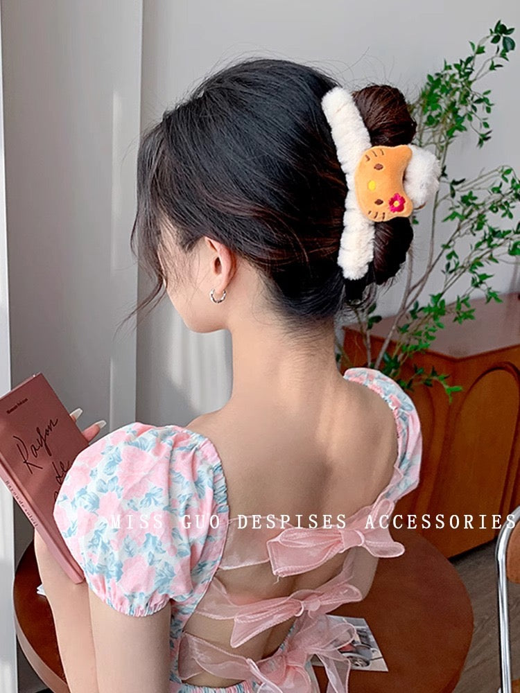 H4 Cat Plush claw shark clip hair accessory