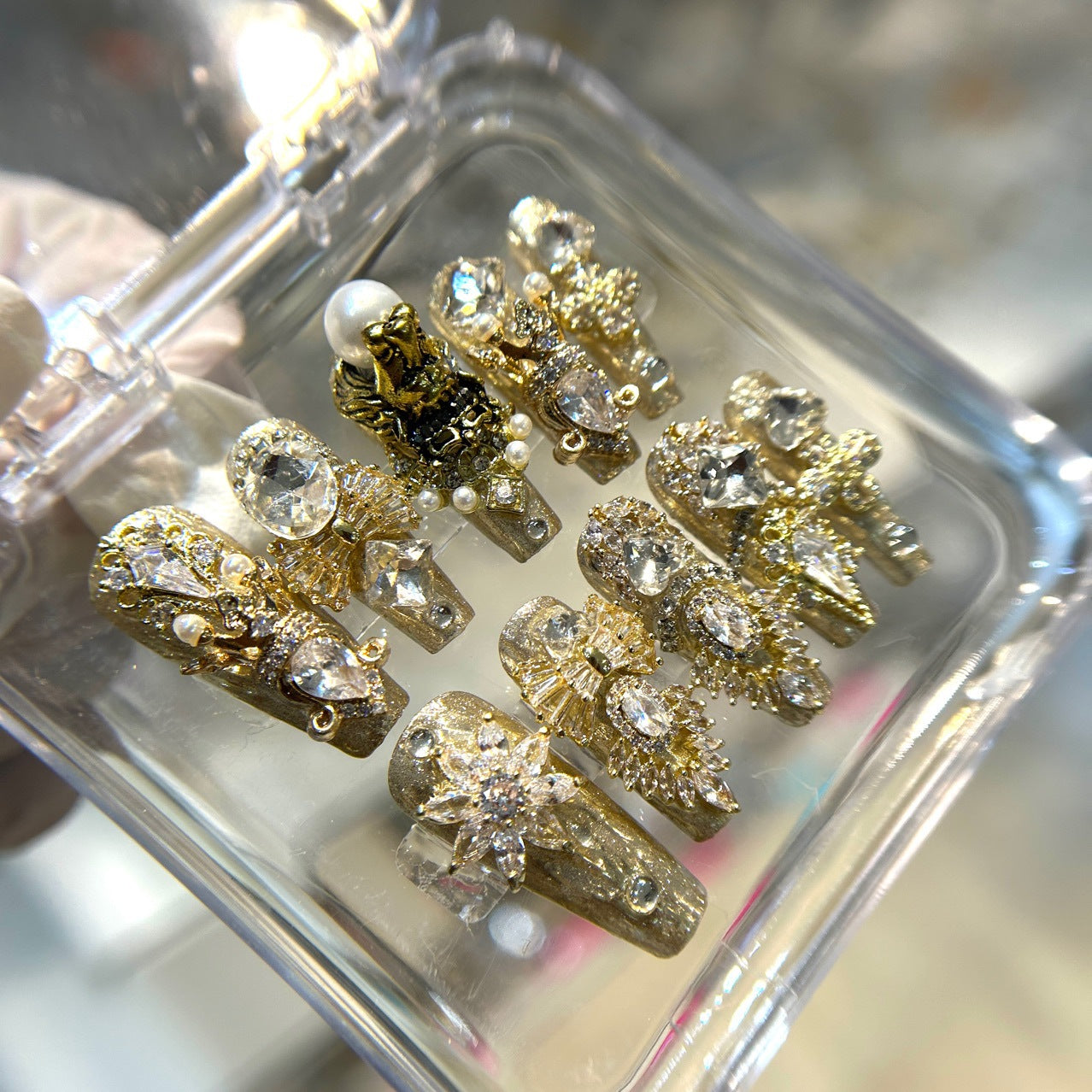 H217 LUXURY DIAMOND INLAID GOLD ZIRCON HANDMADE NAIL