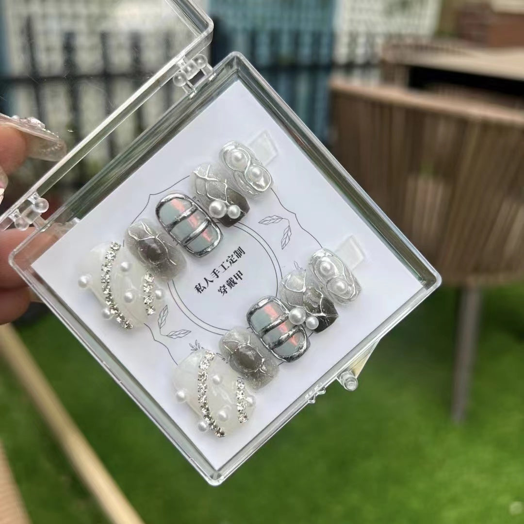 H202 PEARL LIQUID SILVER HANDMADE NAIL