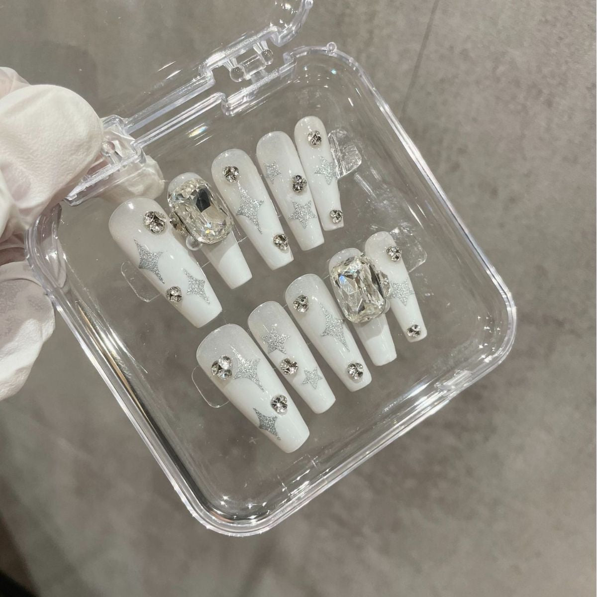 H213 MILK WHITE SILVER STARS DIAMOND HANDMADE NAIL