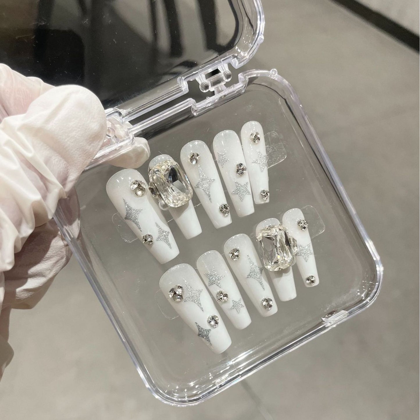 H213 MILK WHITE SILVER STARS DIAMOND HANDMADE NAIL