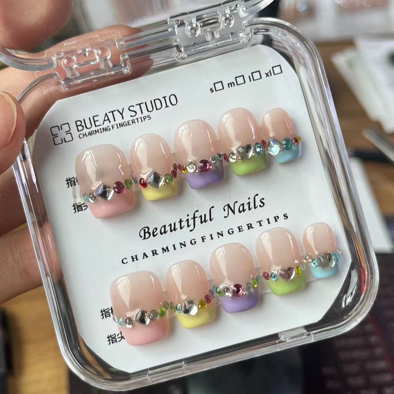 H161 NUDE PINK DIAMOND HANDMADE NAIL