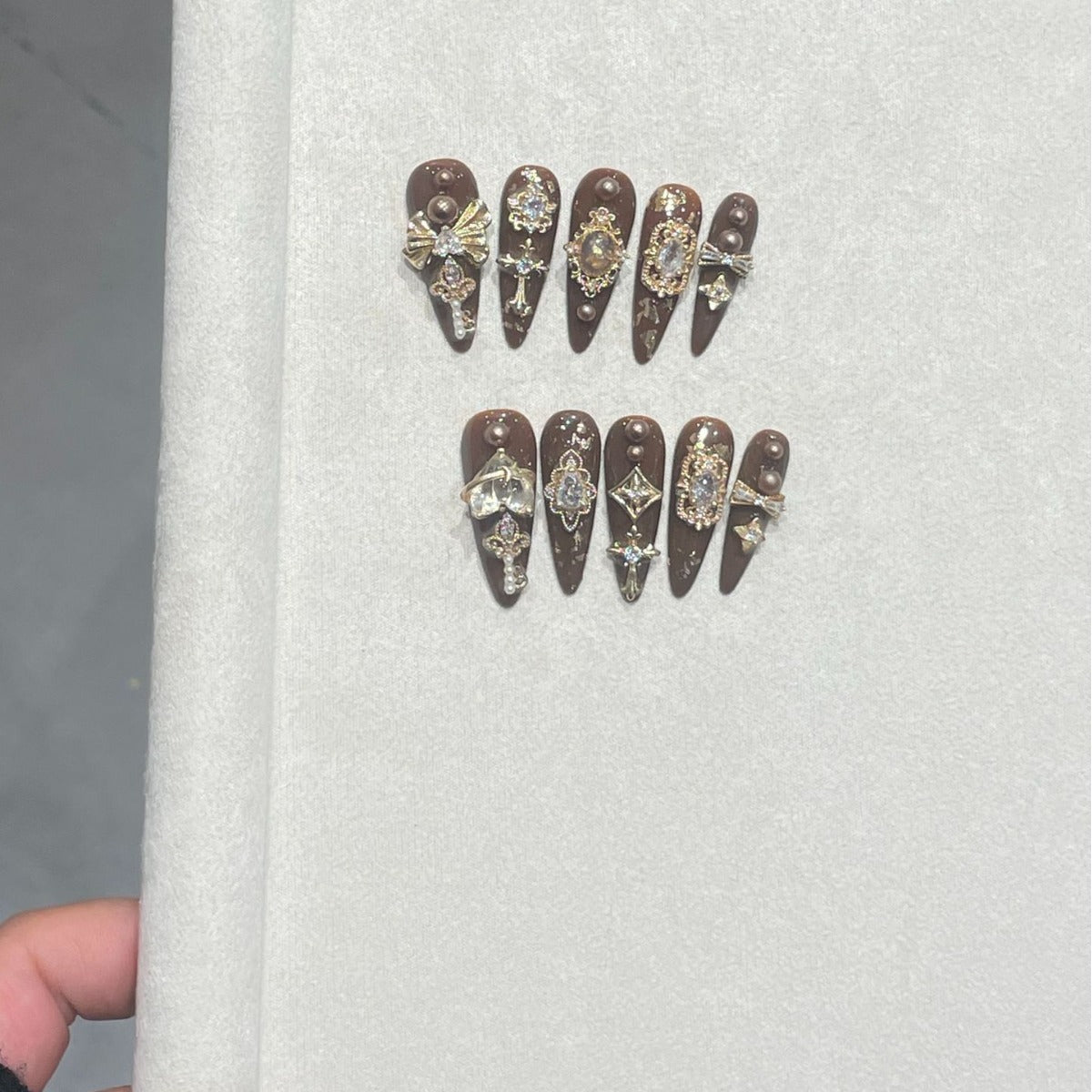 H288 Roasted chestnuts with Sugar zircon HANDMADE NAIL