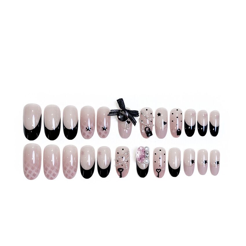 F40 Enchanting Night Lady MEDIUM NAIL