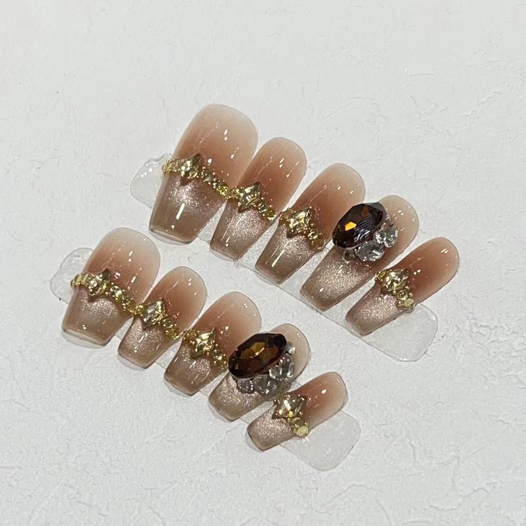 H366 Queen Spades Cat's Eye HANDMADE NAIL