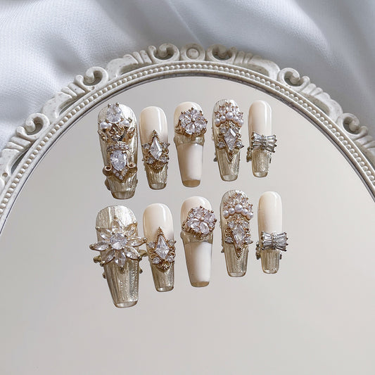 H383 Sparkling Champagne and Brilliant Diamonds HANDMADE NAIL
