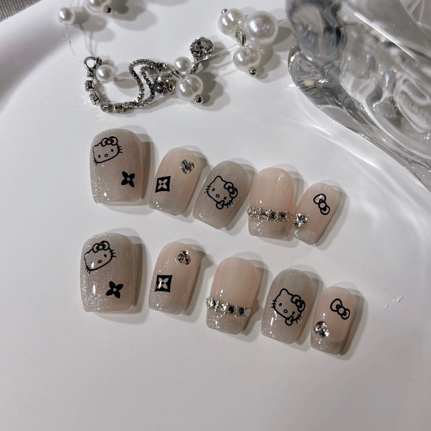 HK64 Bow Cat's Eye Middle Finger Cat HANDMADE NAIL