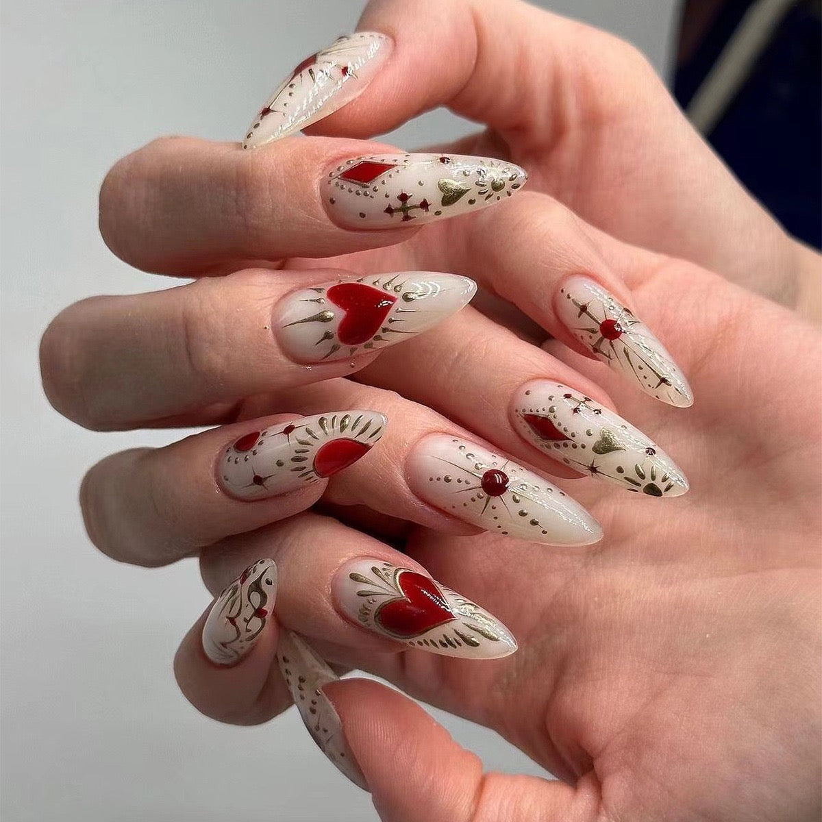 MS7 Red Heart Star MEDIUM NAIL