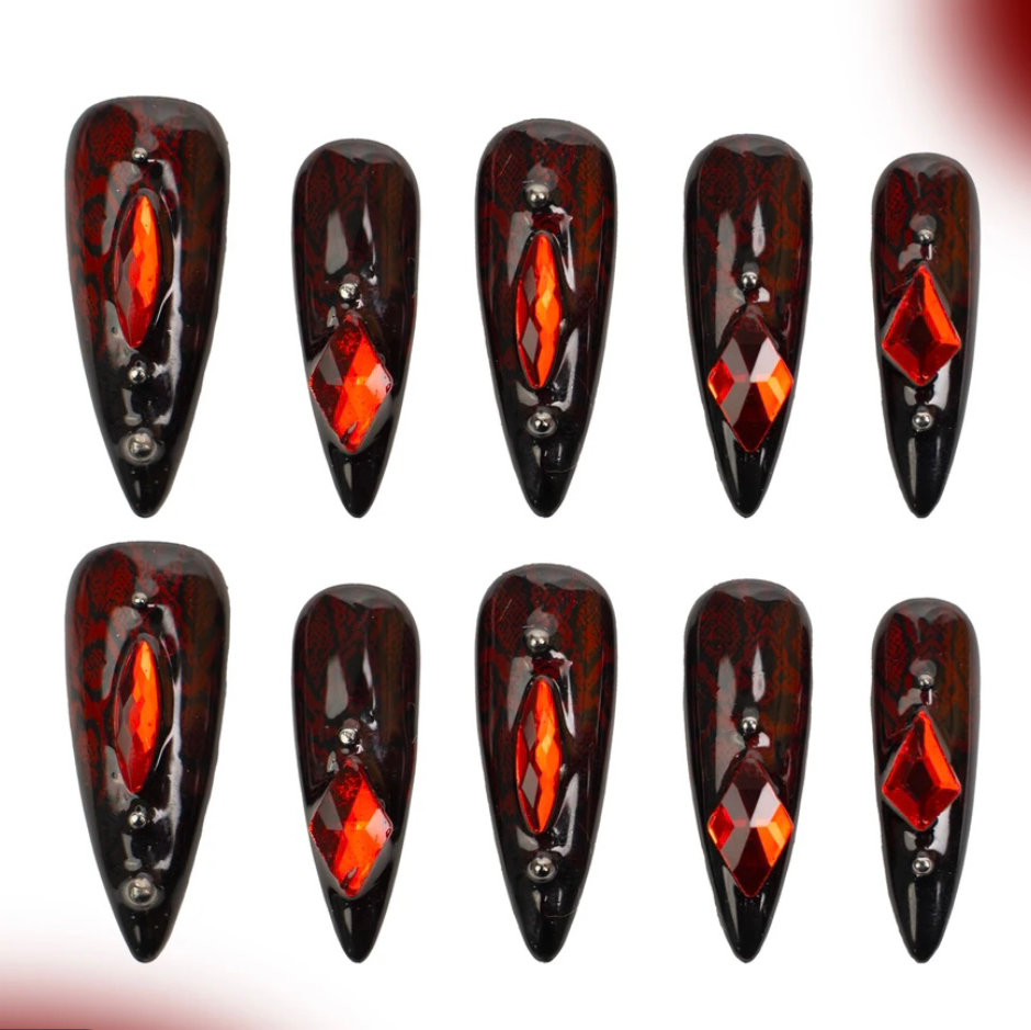 H33 Pinch the bear gummie HANDMADE NAIL