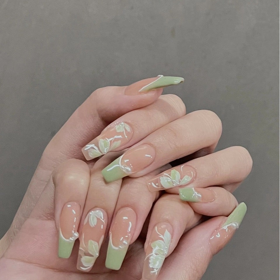 H228 The Twelve Constellations Series - Pisces HANDMADE NAIL