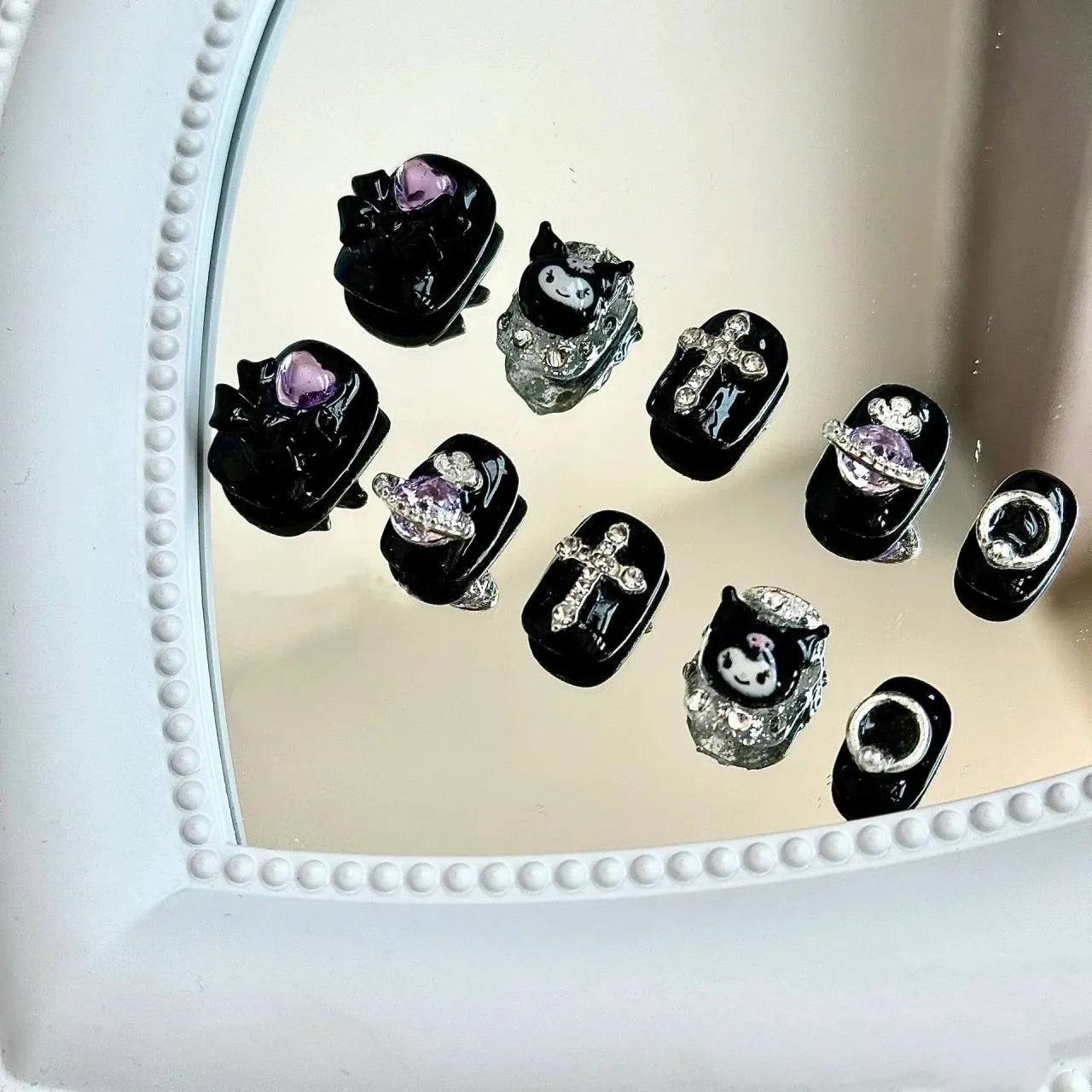 H110 KUKU LOVE HANDMADE NAIL