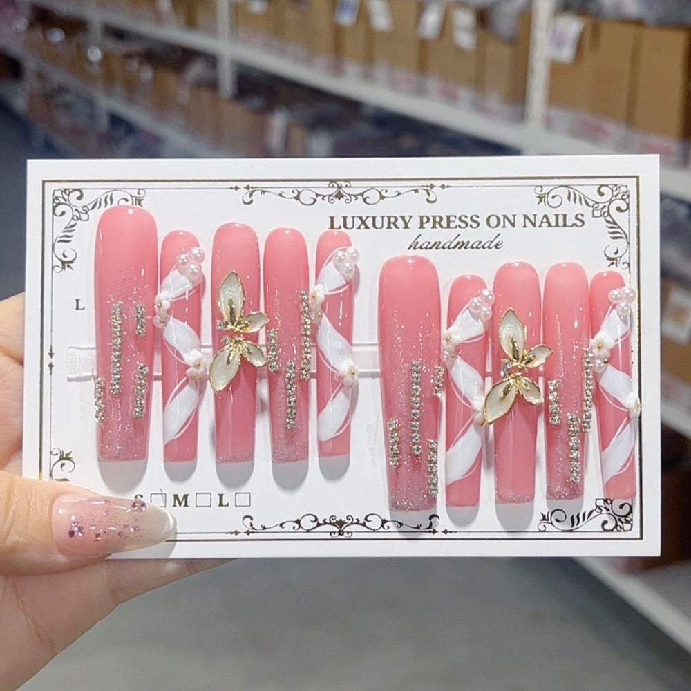 L208Colorful Flower Love Diamond M4A1 HANDMADE NAIL