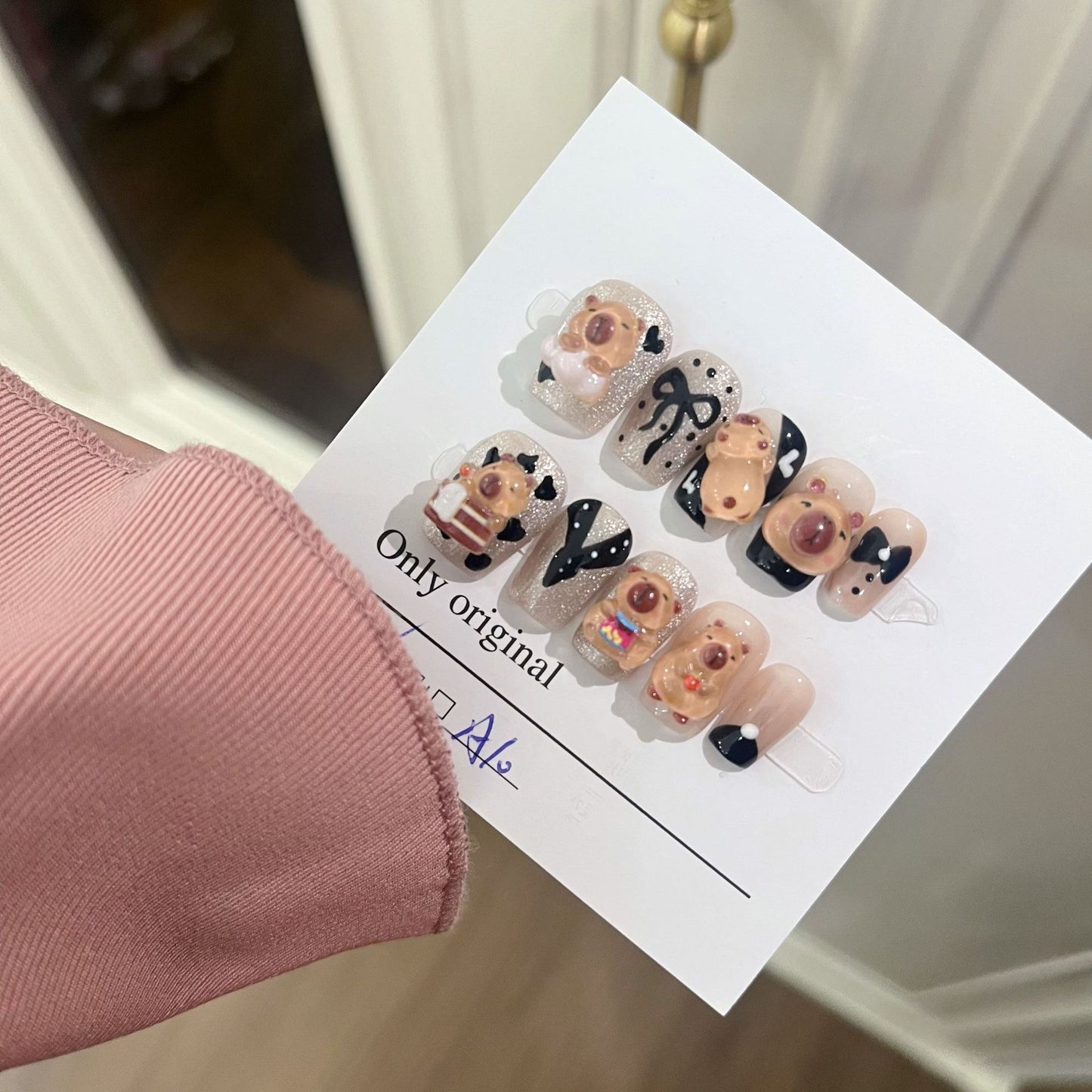 HS Funny Capybara Short HANDMADE NAIL