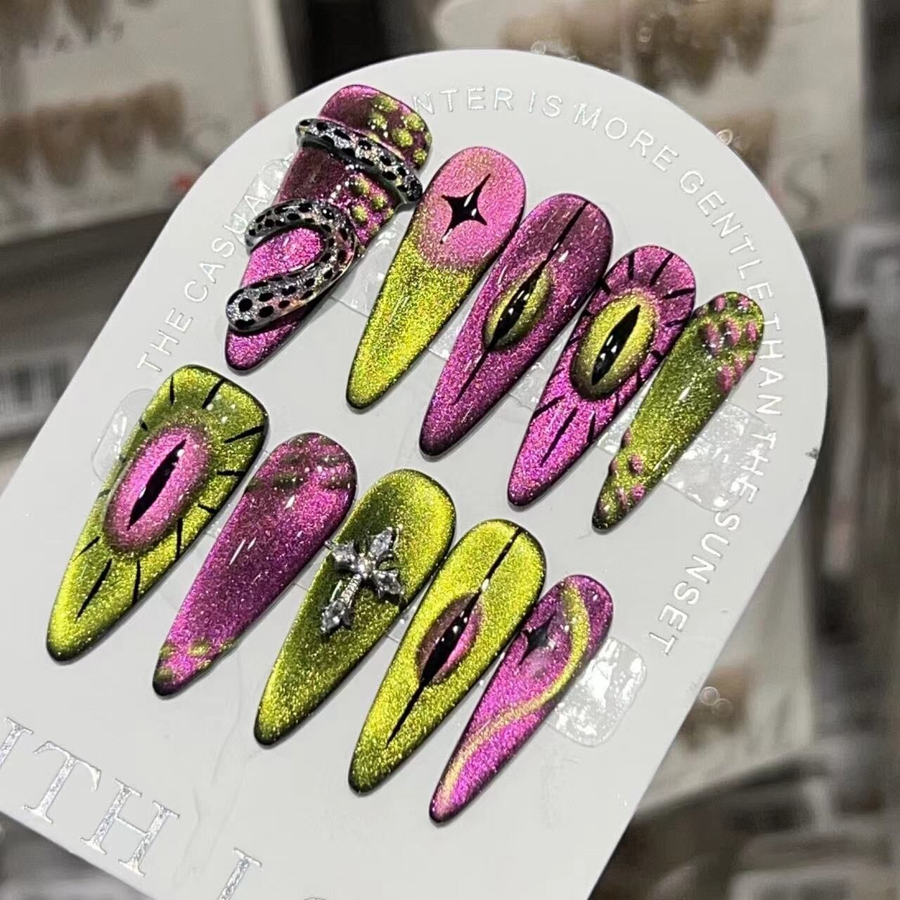 H380 Alien Eye Hand-Hainted Snake HANDMADE NAIL