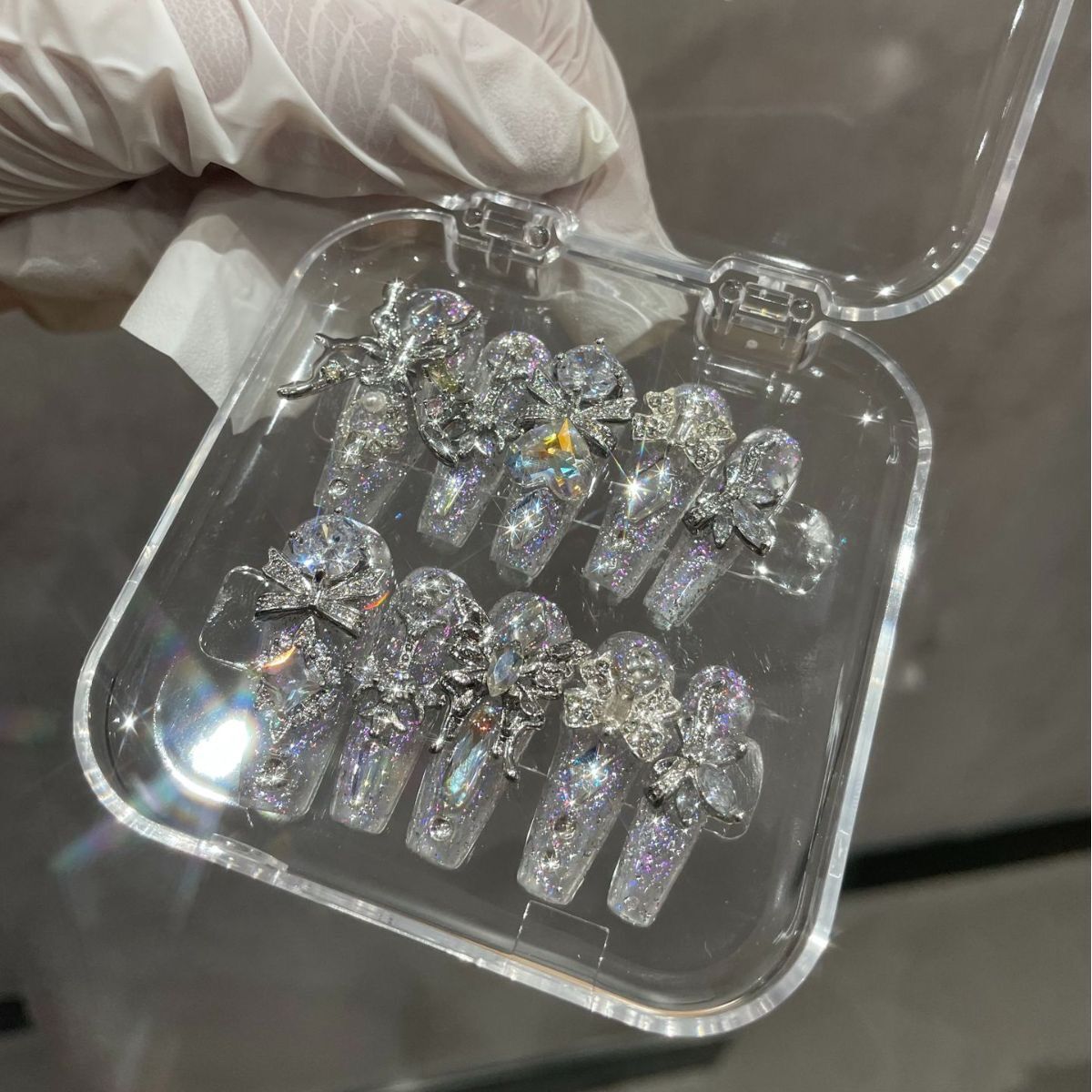 H372 Full diamond Bow Sparkling Zircon HANDMADE NAIL