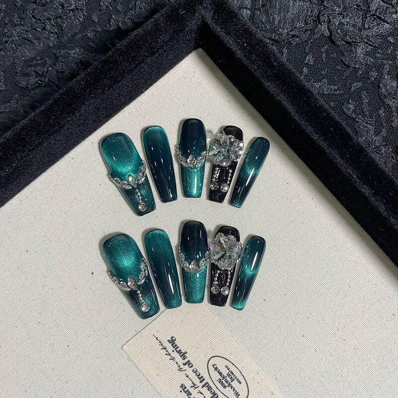P18 Dark Green Gatling Cat's Eye Zircon HANDMADE NAIL