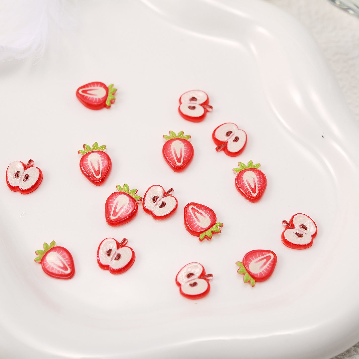 D58 Little Apples And Little Strawberry Slices Mix