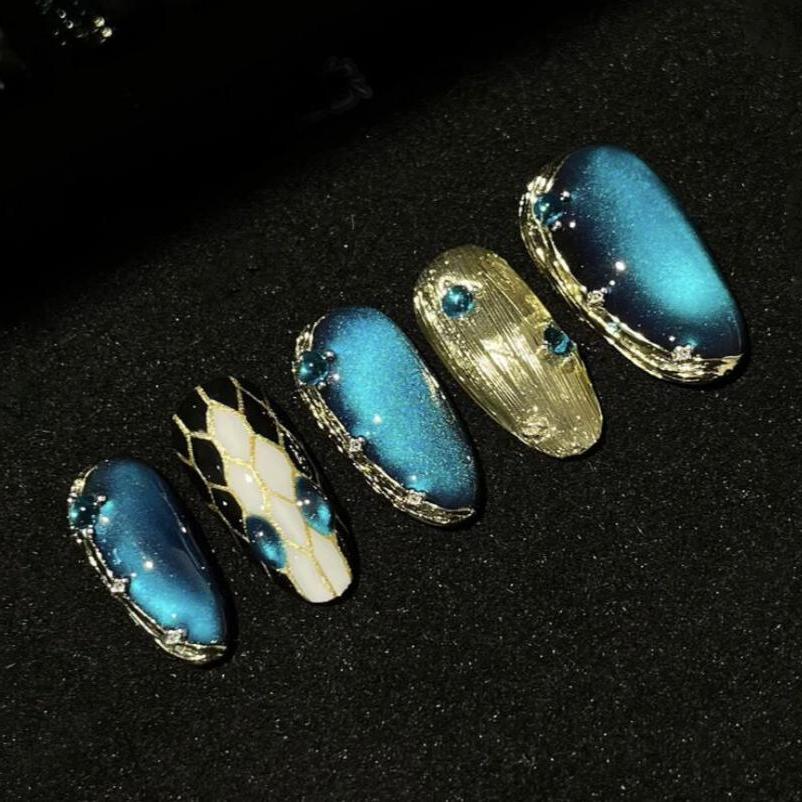 H399 Bulgari Hand-Painted Snake Head HANDMADE NAIL