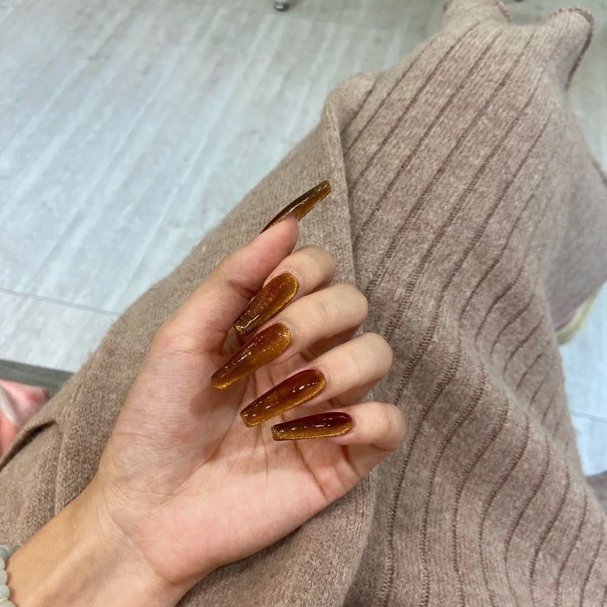 H57 Caramel Amber Cat's Eye HANDMADE NAIL