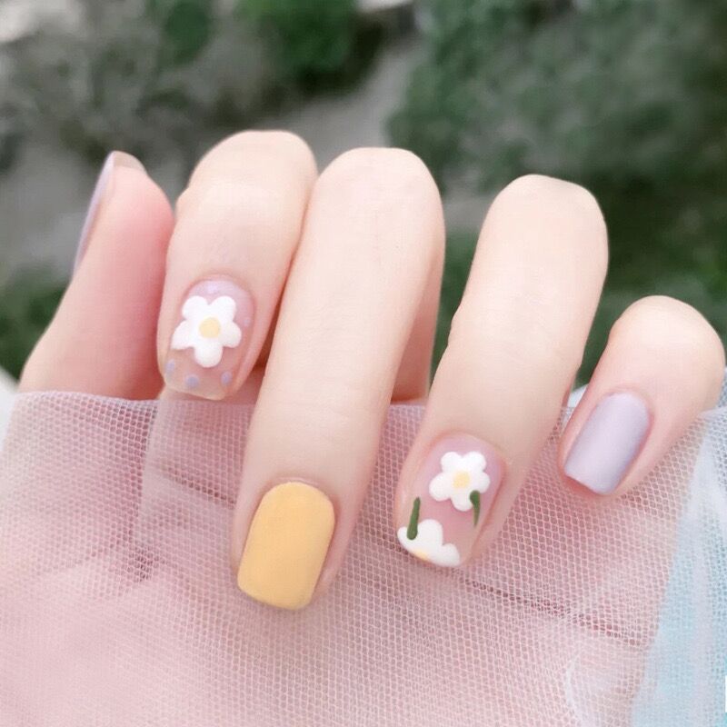 K24 Matte Little Flowers SHORT NAIL