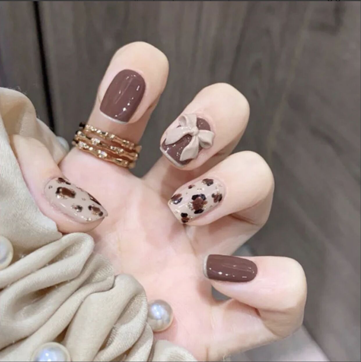 K18 Milk Coffee Color Bow MEDIUM NAIL