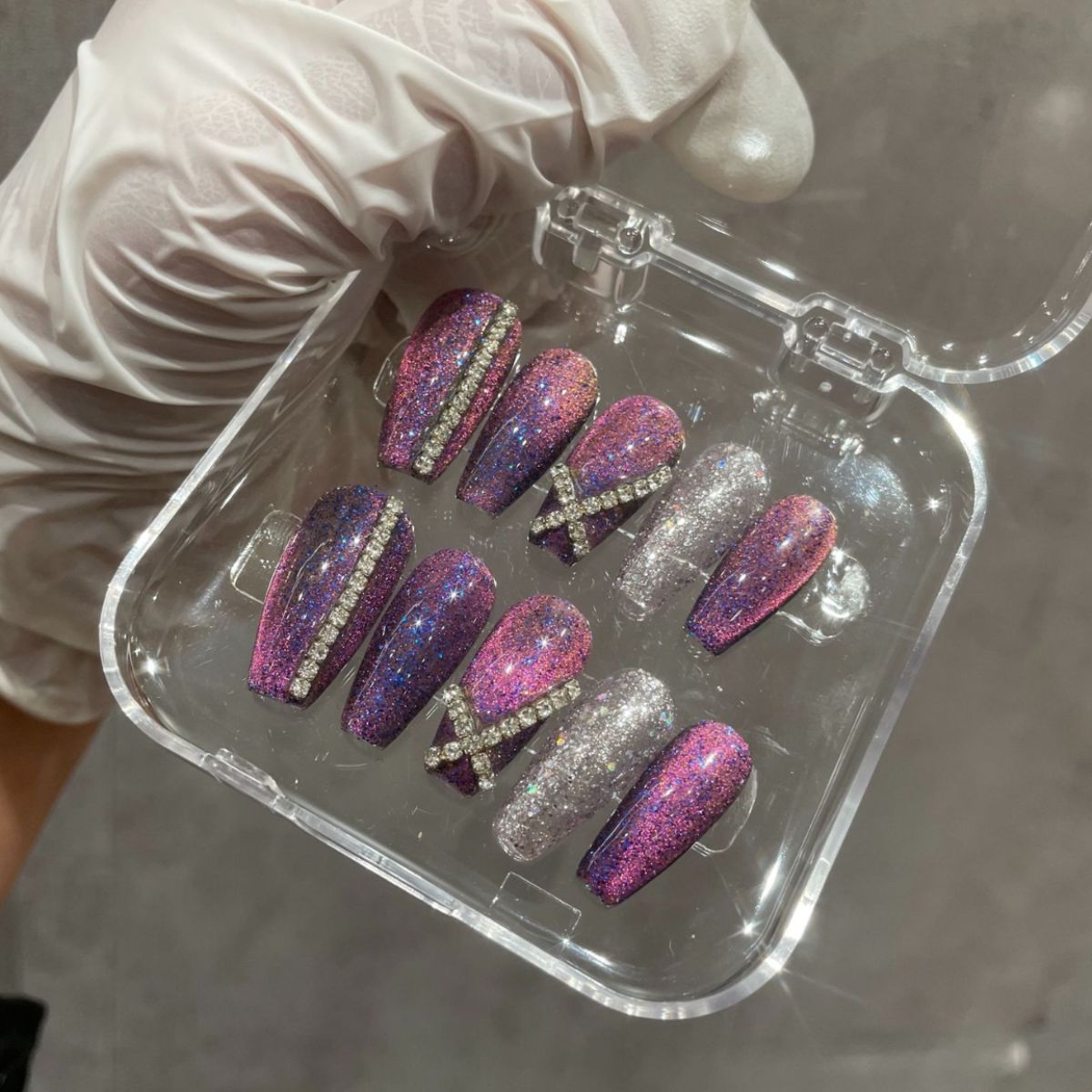 H304 Chain Cat Eye Purple HANDMADE NAIL