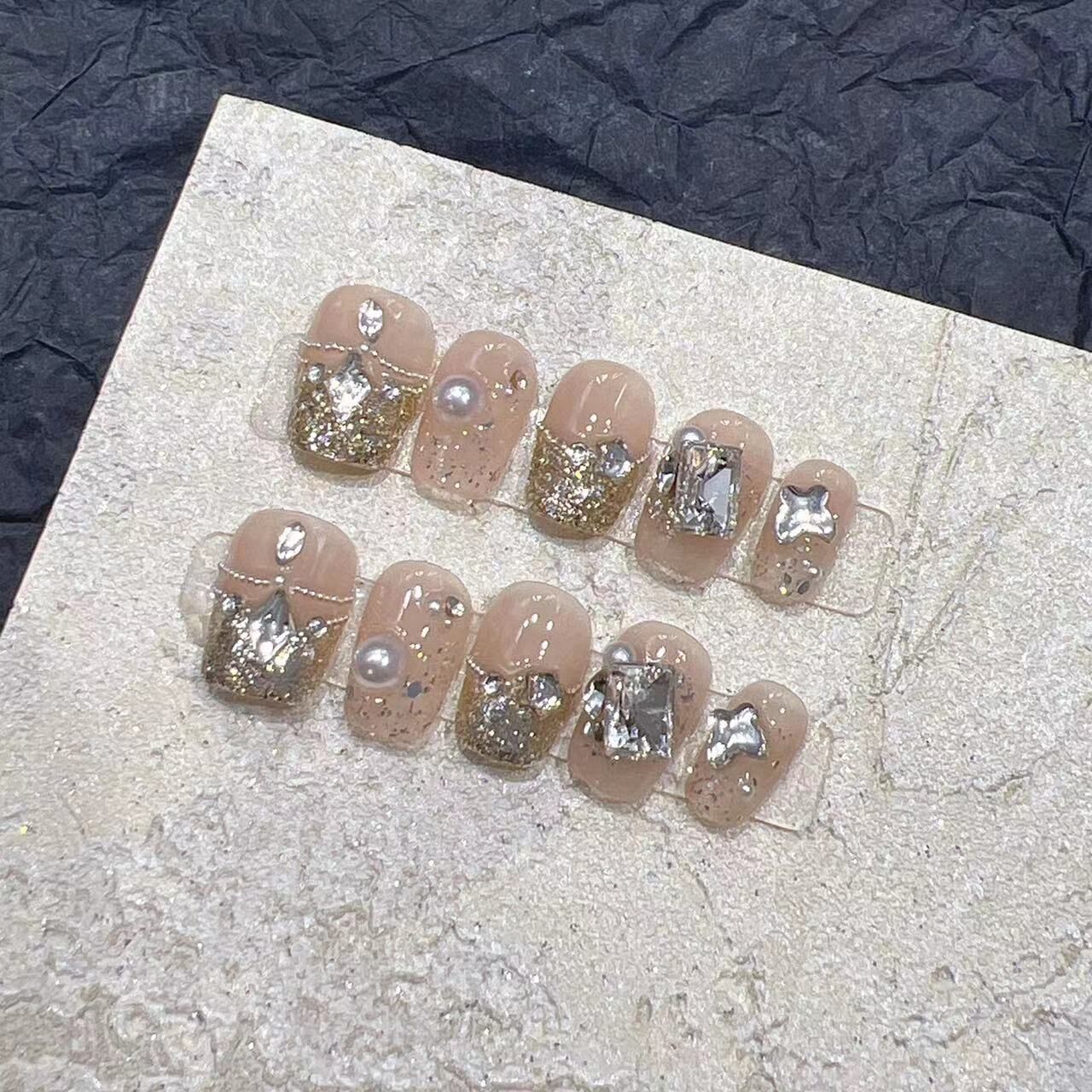 H374 Autumn And Winter Light Luxury Temperament Nude Pearl HANDMADE NAIL