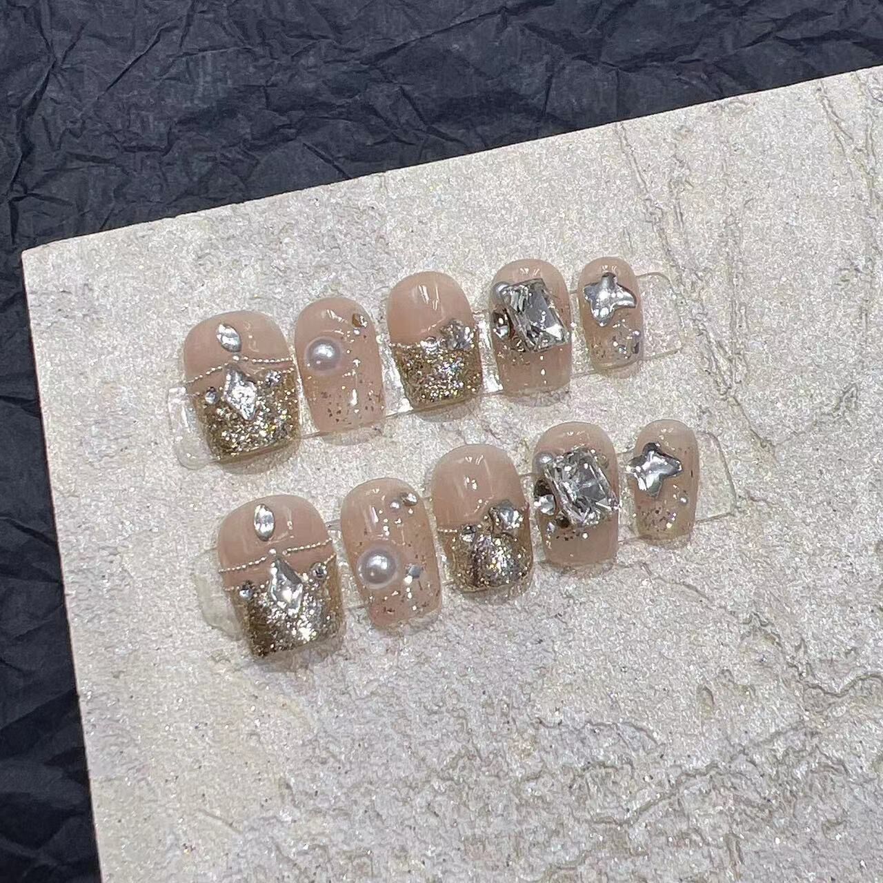 H374 Autumn And Winter Light Luxury Temperament Nude Pearl HANDMADE NAIL