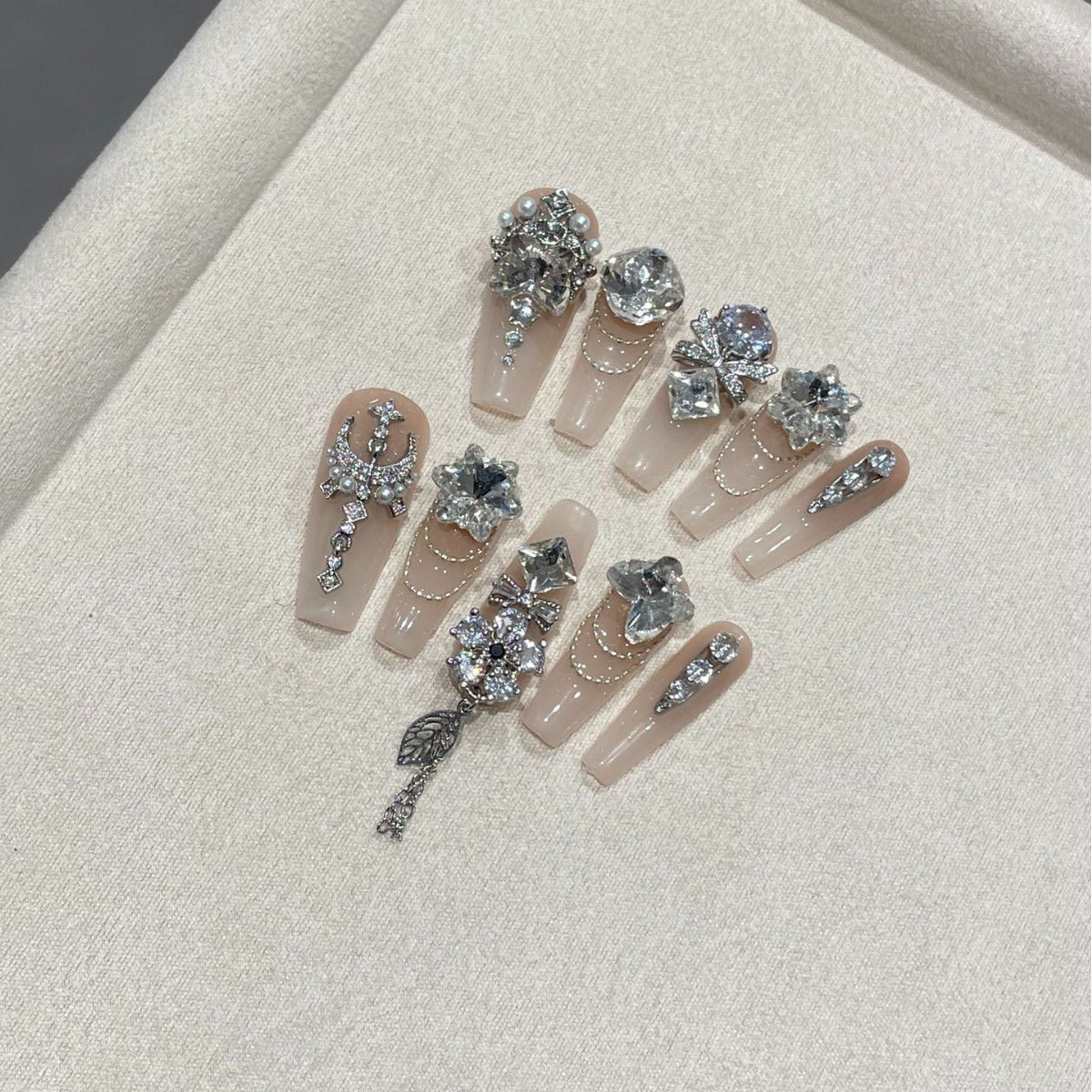 H283 Maple leaves full of diamond tassels HANDMADE NAIL