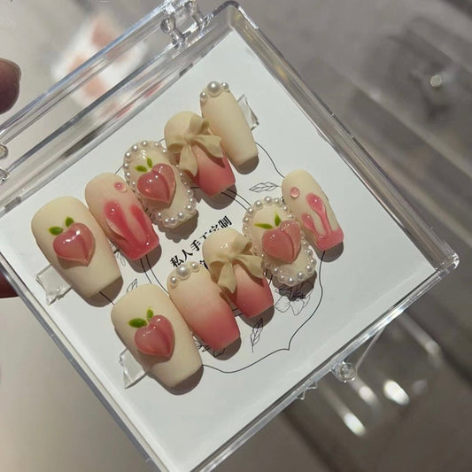 H173 CREAM PEACHES HANDMADE NAIL