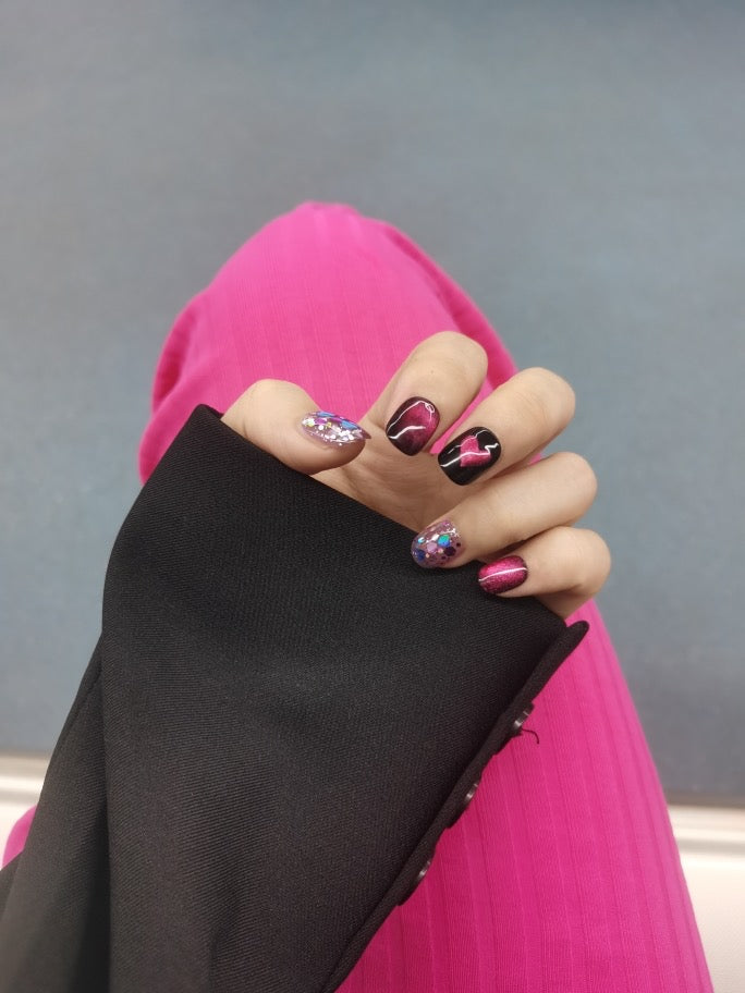 H137 PINK LOVE BLACK CHECKER DIAMOND HANDMADE NAIL