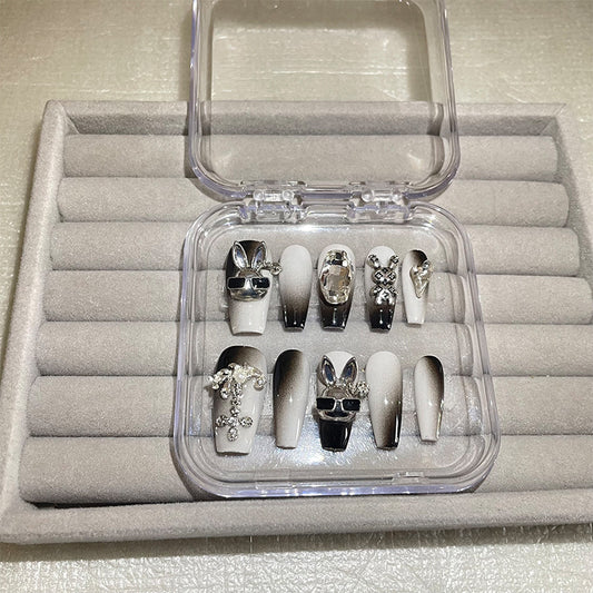 H62 BLACK & WHITE METAL SIVER RABBITE HANDMADE NAIL