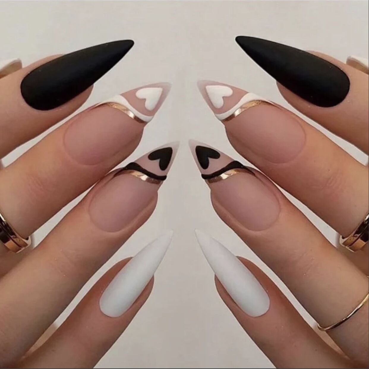 K1 Almond black & white heart MEDIUM NAIL