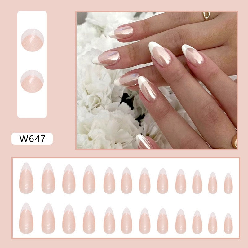 S36 NUDE PINK & WHITE SHORT NAIL