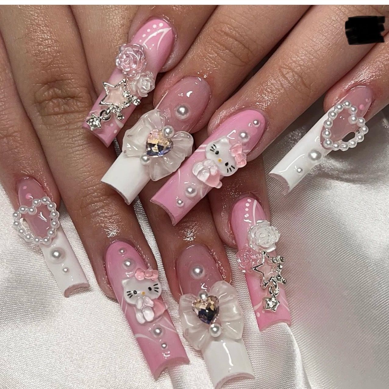 HK8 Flowers Bows Pearls Cute Cat HANDMADE NAIL