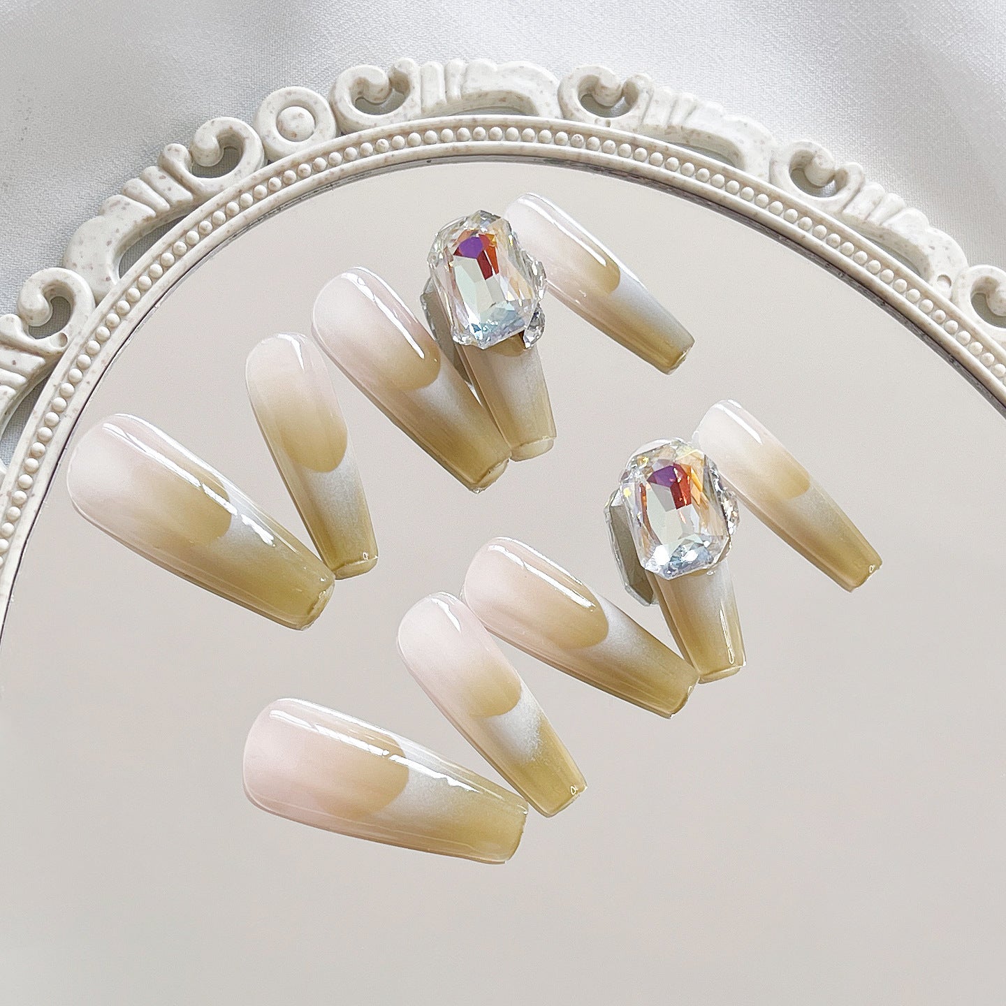 H306 GENTLE SWEETHEART ICE TRANSPARENT SPARKING DIAMOND HANDMADE NAIL