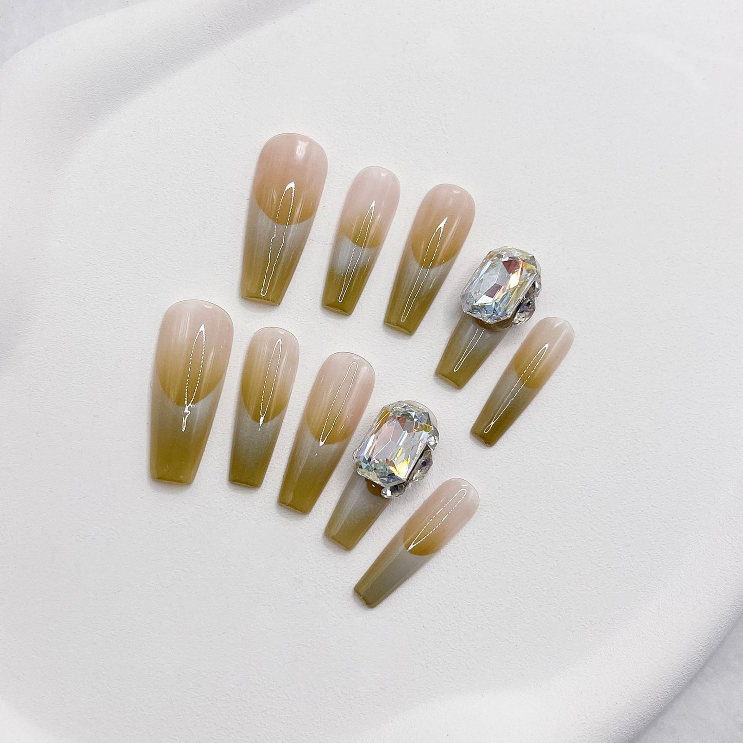H306 GENTLE SWEETHEART ICE TRANSPARENT SPARKING DIAMOND HANDMADE NAIL