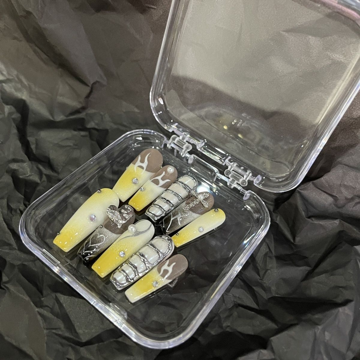 H241 Saturn's flamboyant girl HANDMADE NAIL