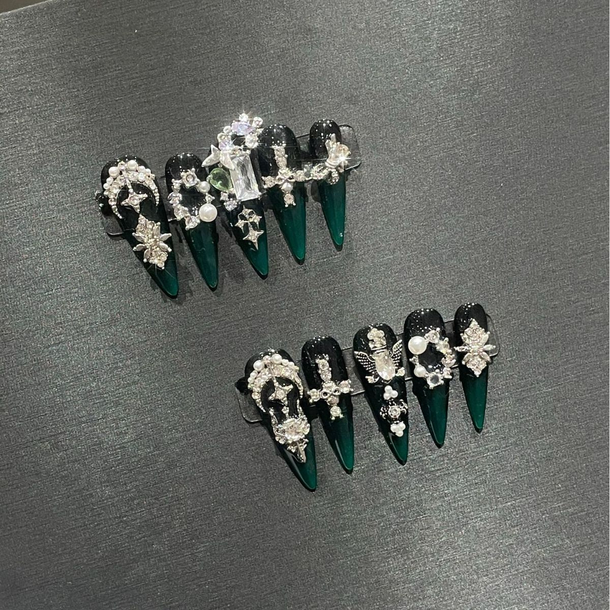 H220 PREMIUM LUXURY EMERALD GREEN HANDMADE NAIL