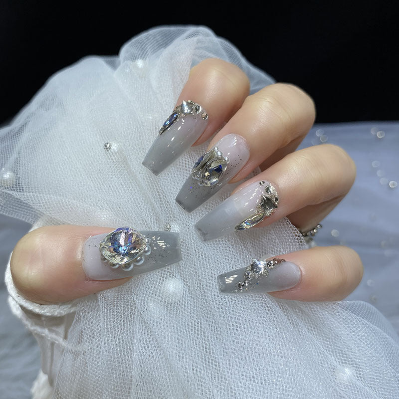 H22 DIAMOND ELEGANT WHITE TEMPERAMENT HANDMADE NAIL