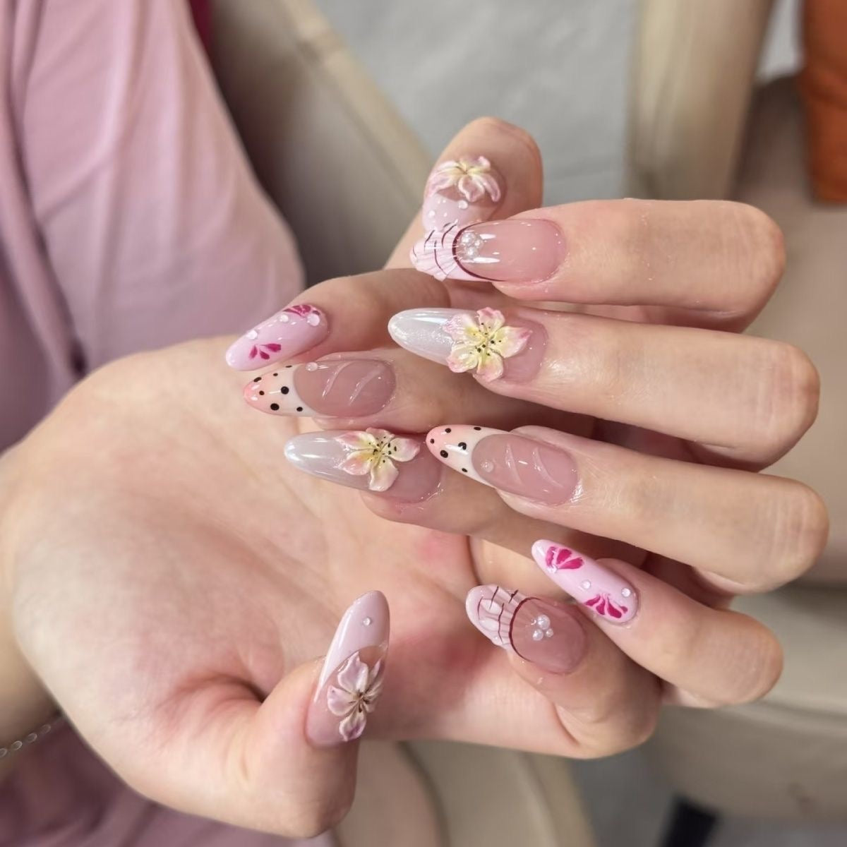 H355 Mermaid Pearl Chain Dreamy HANDMADE NAIL