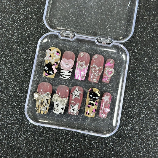 HK56 Nude Pink Black Star Bow Cat HANDMADE NAIL