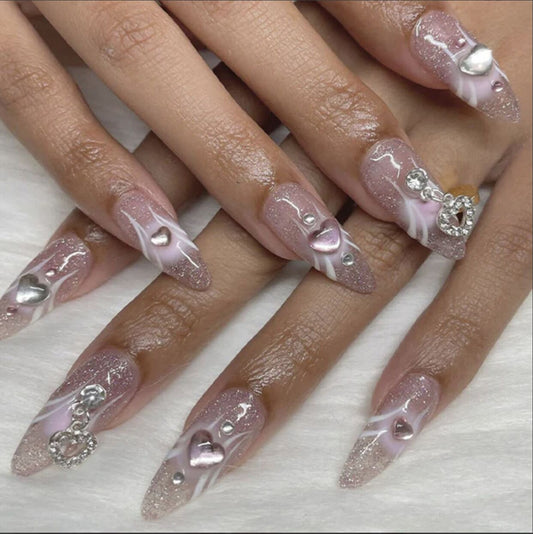 K101 Moisturizing Chain Heart MEDIUM NAIL